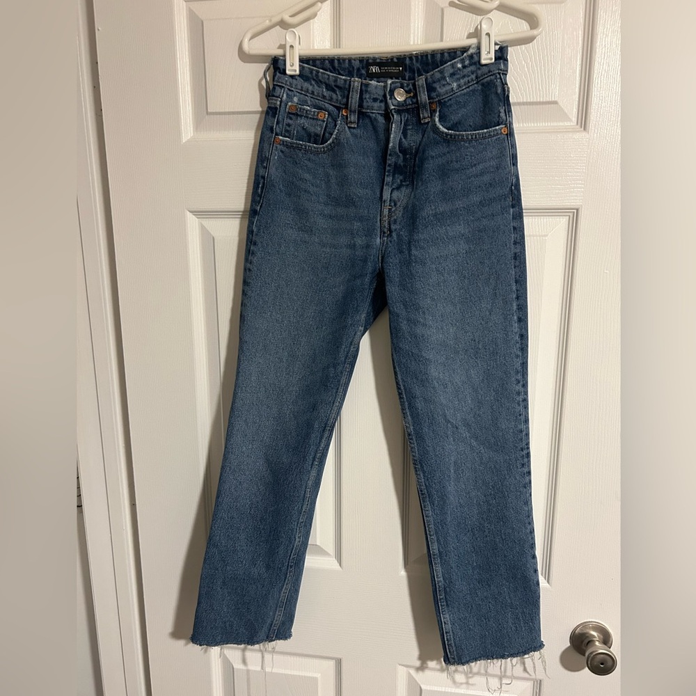 Zara Blue Ankle Cropped Jeans